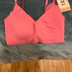 True & Co Women’s True Body Triangle Convertible Bra Strap size XS